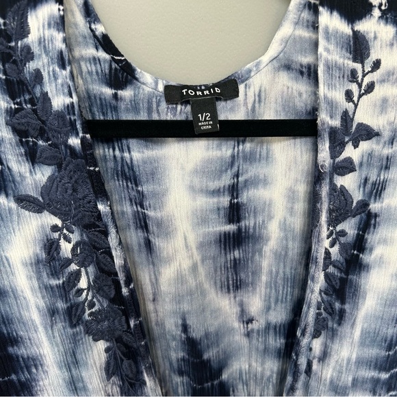 Torrid Blue Gauze Cover Up, 1X/2X Plus - Picture 4 of 15